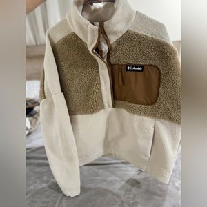 Never Worn Columbia Fleece Jacket